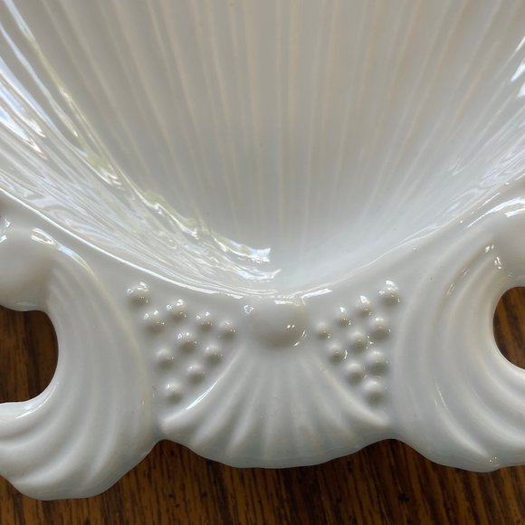 Shell Shaped Scalloped White Ceramic Serving Dish Platter Large 14" Giftcraft - Picture 3 of 13